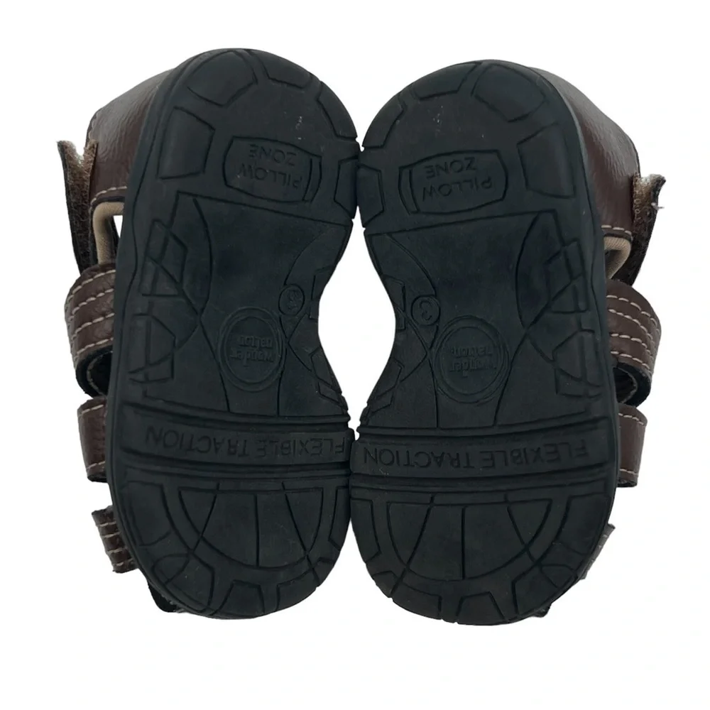 wonder nation Brown Strappy Fisherman Sandals Size 3 Boy's